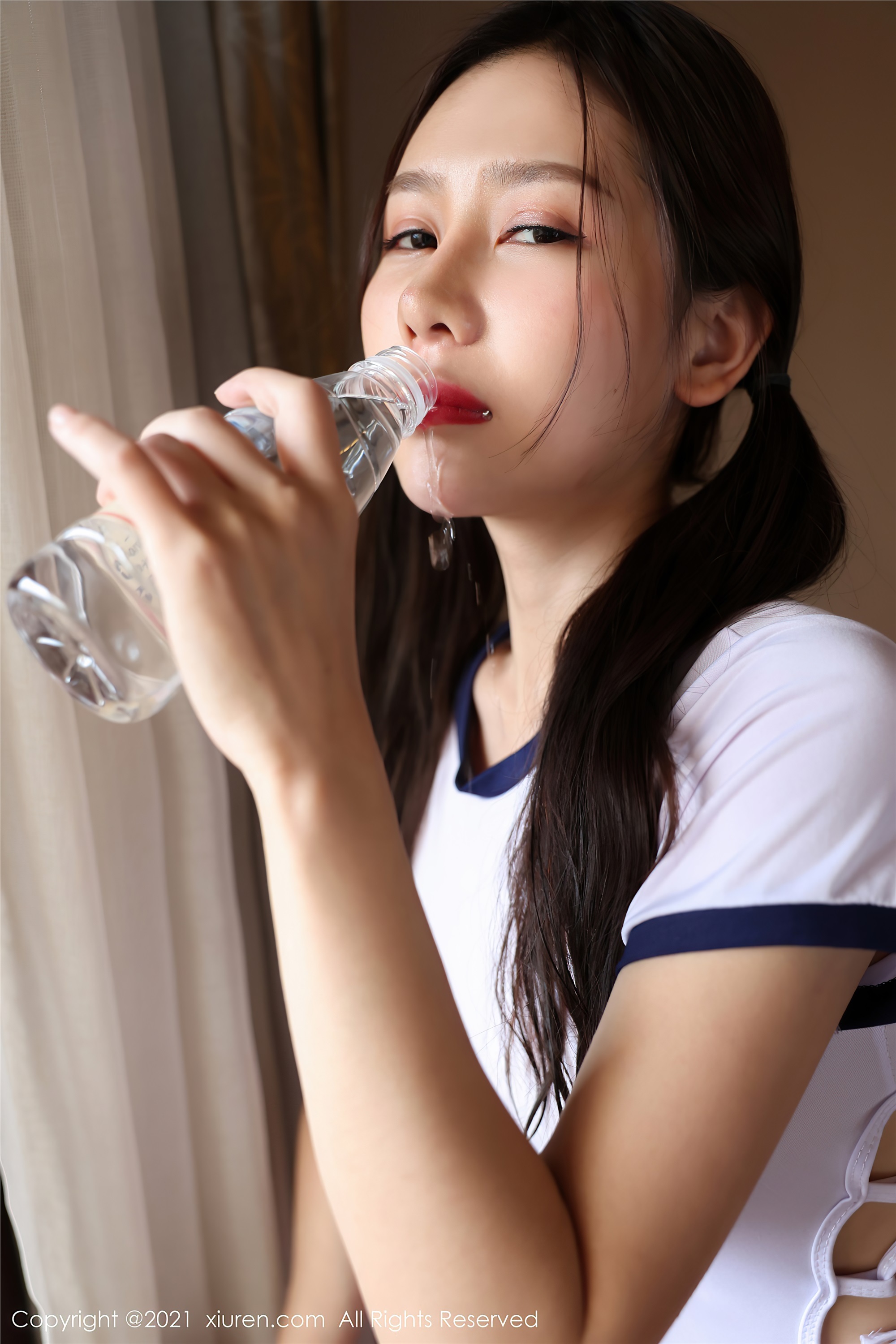 XiuRen秀人网  2021.03.15 No.3201 尹甜甜 连体衣 学生装